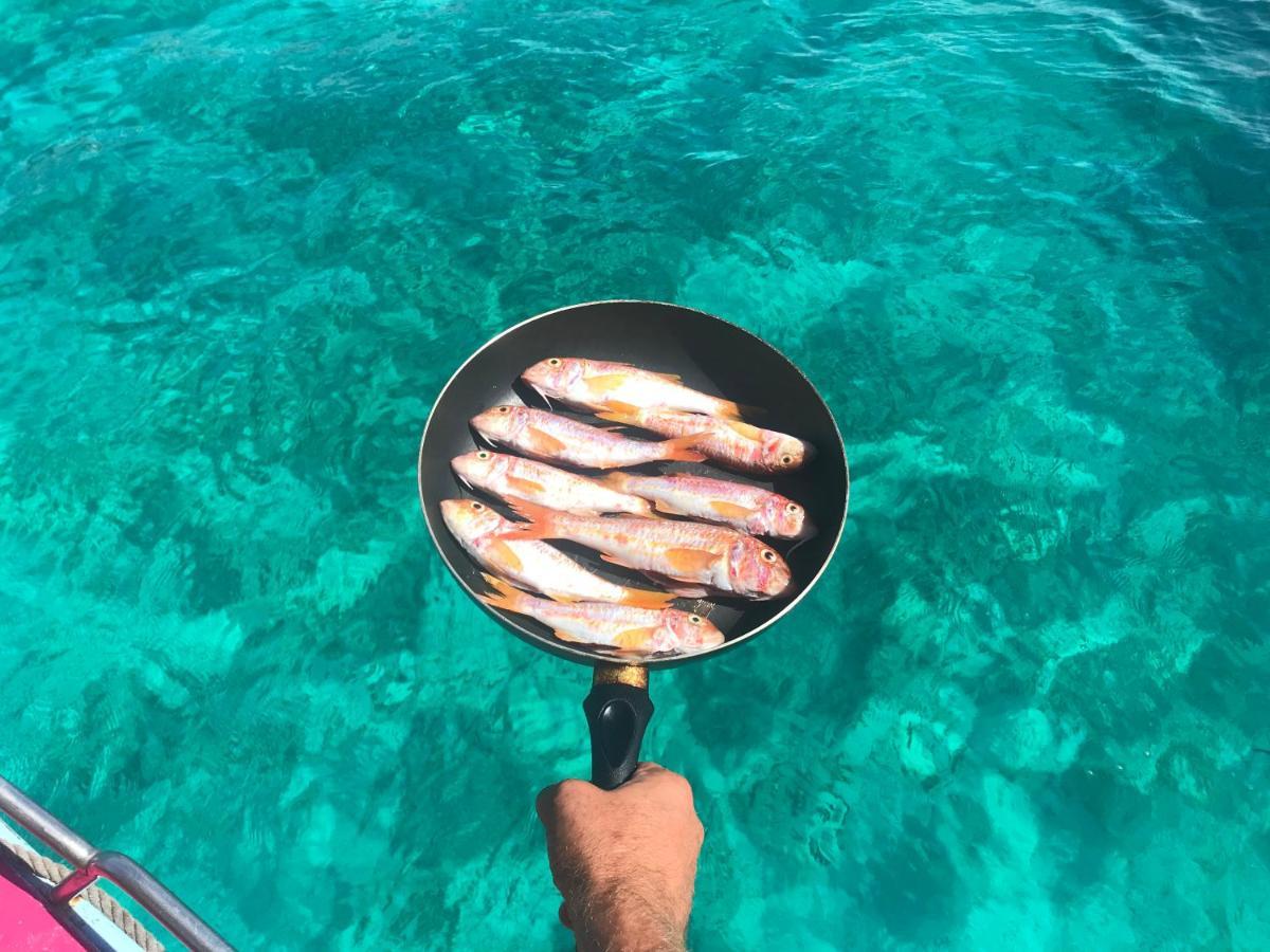 Il Cubo, Monovano Col Mare Su Tre Fronti. Favignana Buitenkant foto